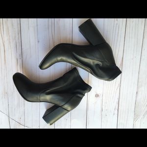 NWOT Black vegan leather bootie size 8
